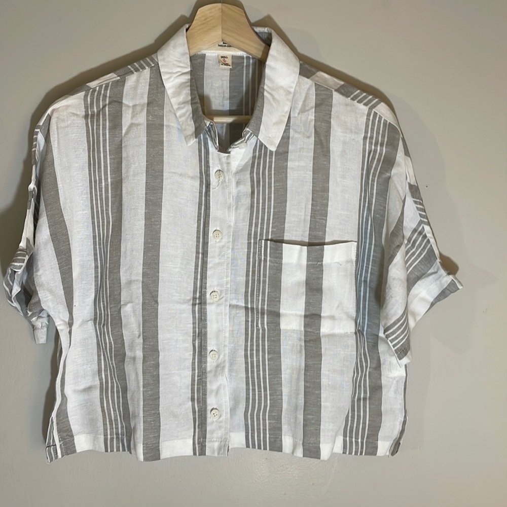 Thread & Supply White and Grey Top